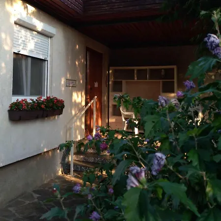 Apartment Haus Polly