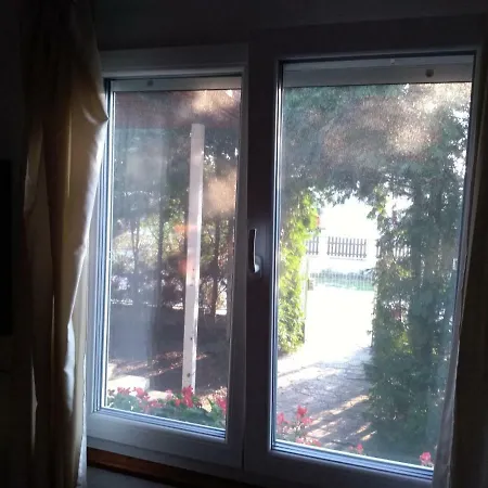 Apartamento Haus Polly Strasshof an der Nordbahn